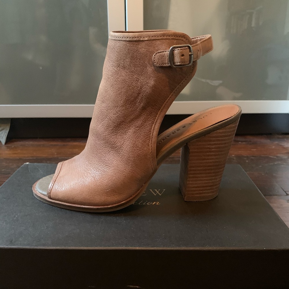 Lucky Brand Size 8 Lisza Open Toe Bootie